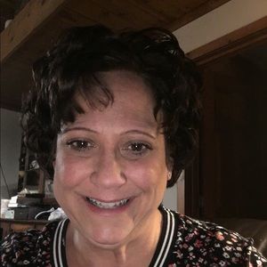 Meet your Posher, Candice